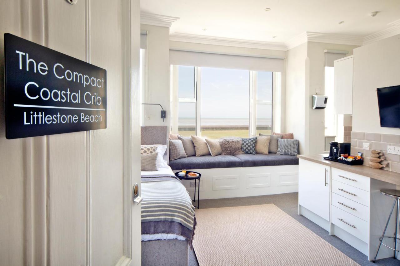 Beachfront Compact Coastal Crib, Direct Sea Views & Air Conditioning Littlestone-on-Sea Extérieur photo